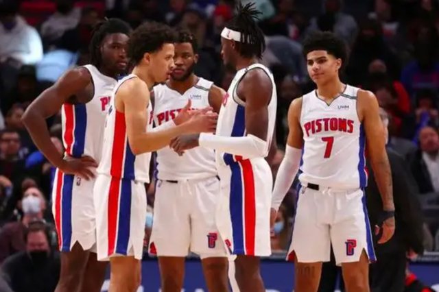 英超的中场 英超的中场